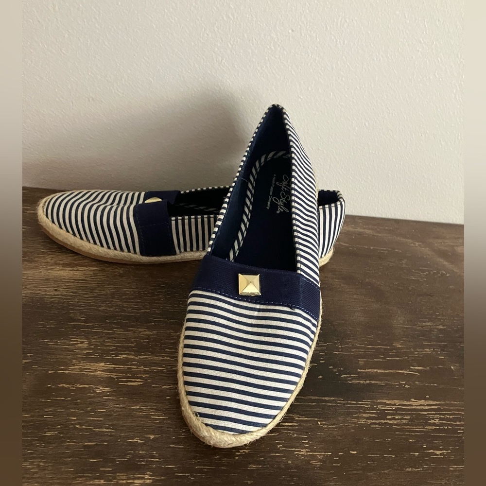 SOFT STYLES espadrille flats, NWOB, 7